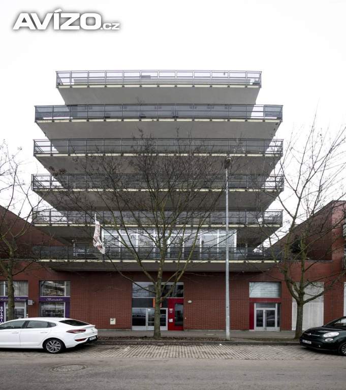 Foto inzerátu k pronájmu byt 2+kk s lodžií a komorou, Werichova, Praha Hlubočepy