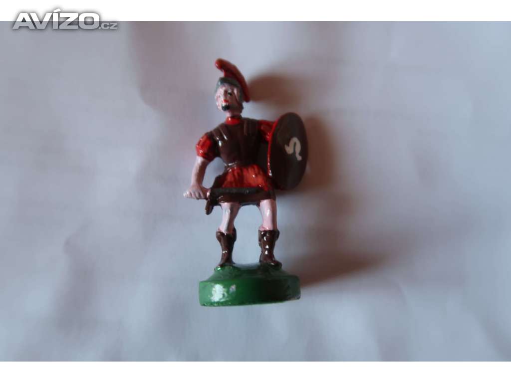 Foto inzerátu Cínoví vojáčci - rytíři, indiáni, pěchota, jízda , děla a další