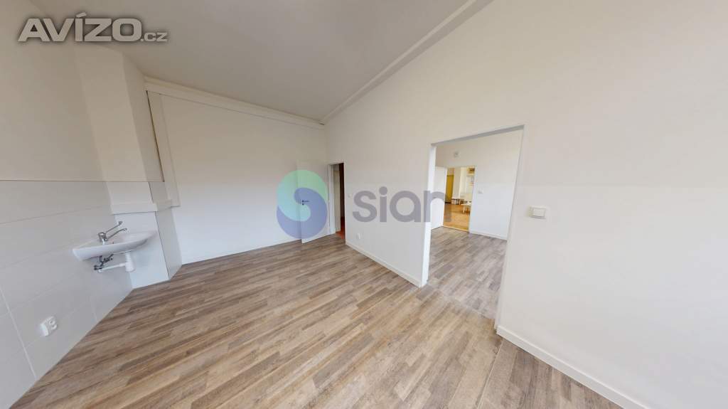 Foto inzerátu Podnájem ordinace o vel. 87,2 m2 Francouzská 1233/18