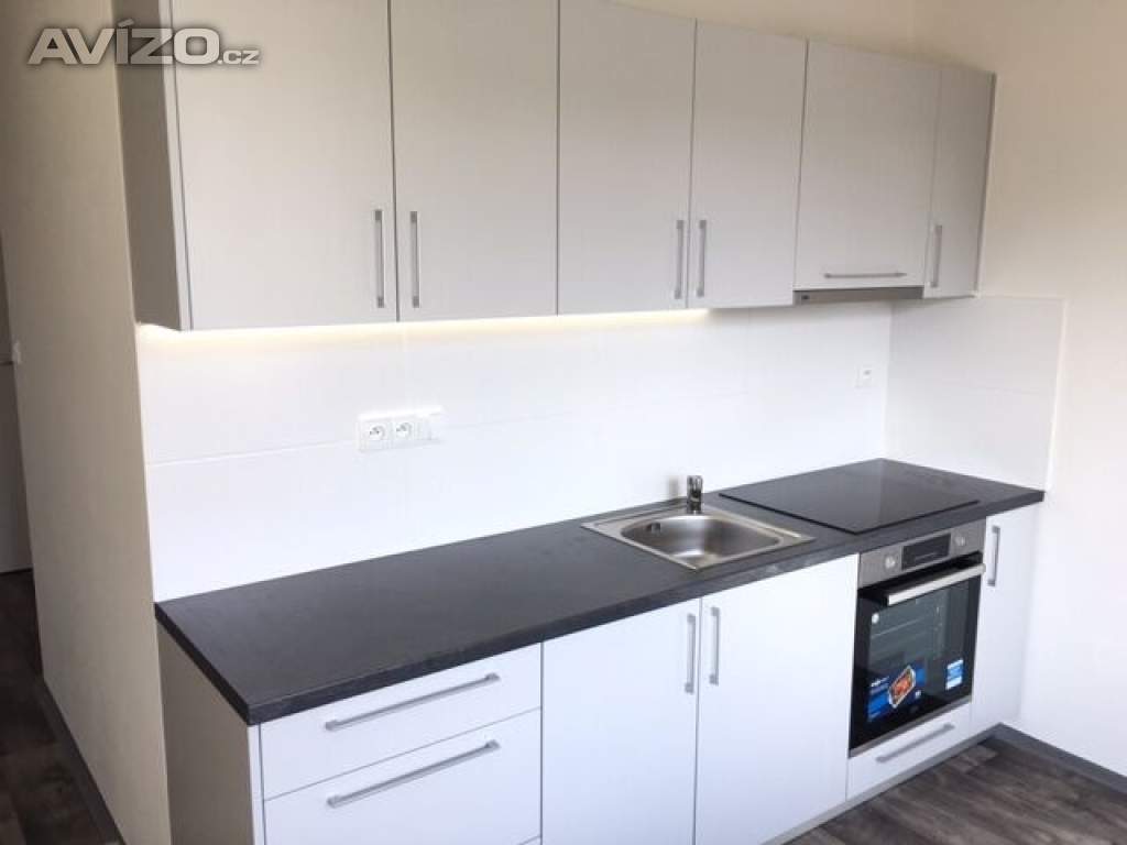 Foto inzerátu Prodej bytu 2+1 po rekonstrukci, 58 m², Ostrava-Zábřeh, ul. Za Školou
