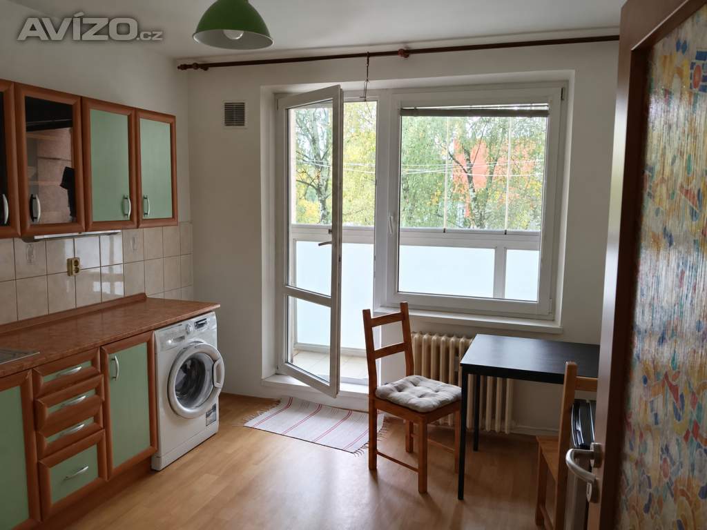 Prodej družstevního bytu 3+1 s lodžií, Ostrava-Výškovice, ul. Lumírova