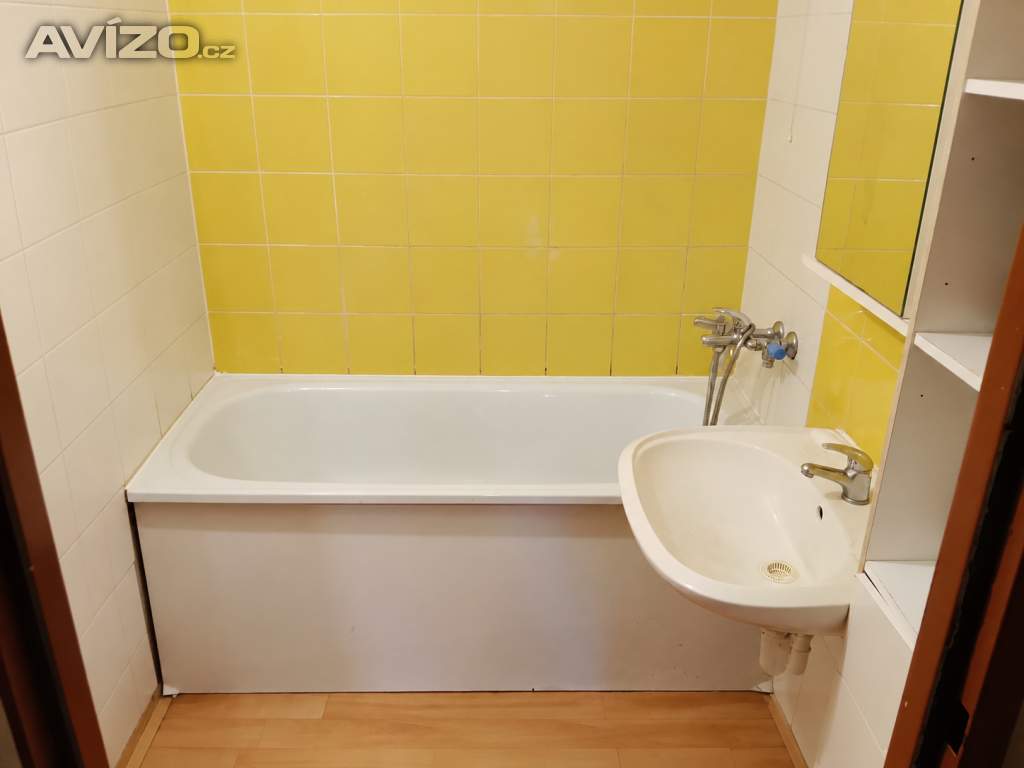 Foto inzerátu Prodej družstevního bytu 3+1 s lodžií, Ostrava-Výškovice, ul. Lumírova