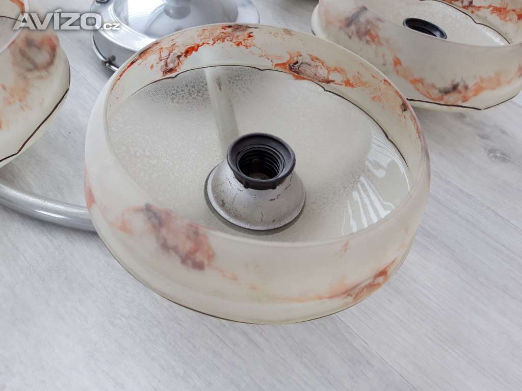 Foto inzerátu Nabízím starožitný lustr