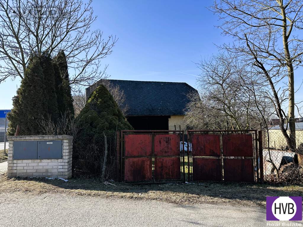 Prodej domu na pozemku  680 m² - Městys Bernartice Milevsko