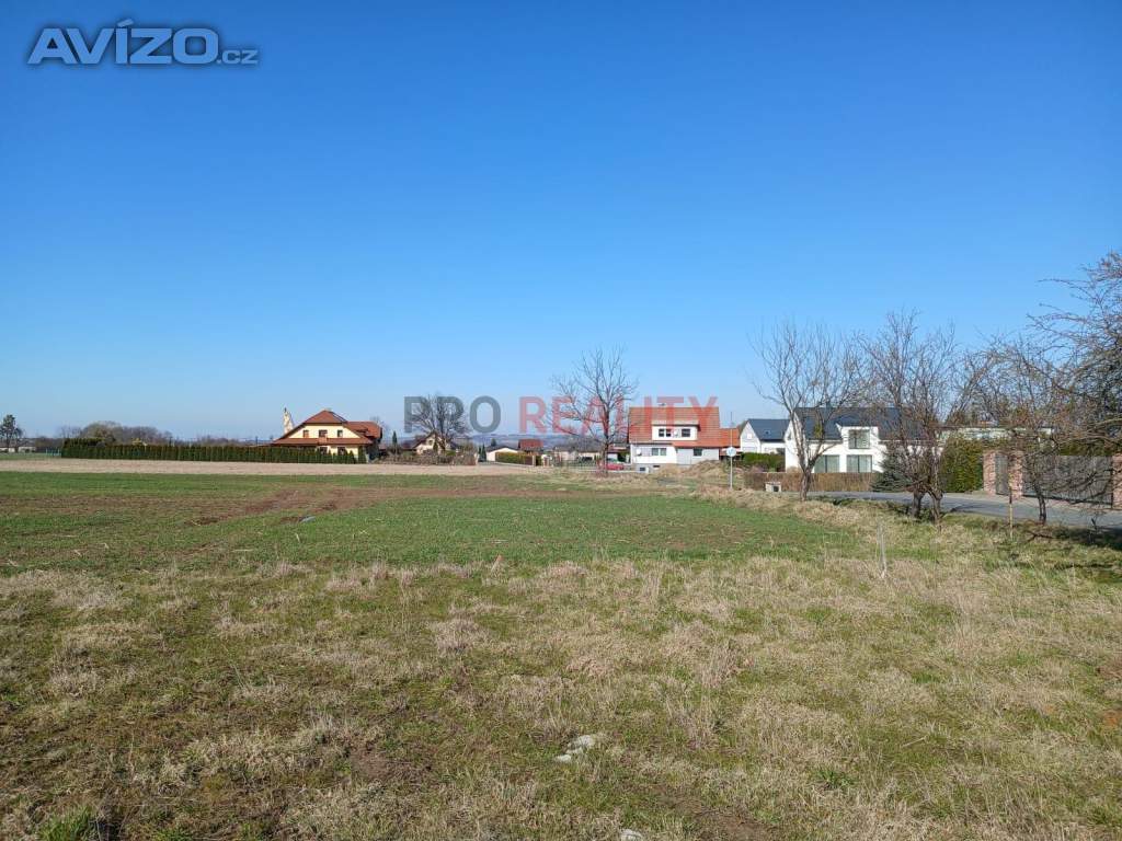 stavební pozemek Komorní Lhota 900 m2