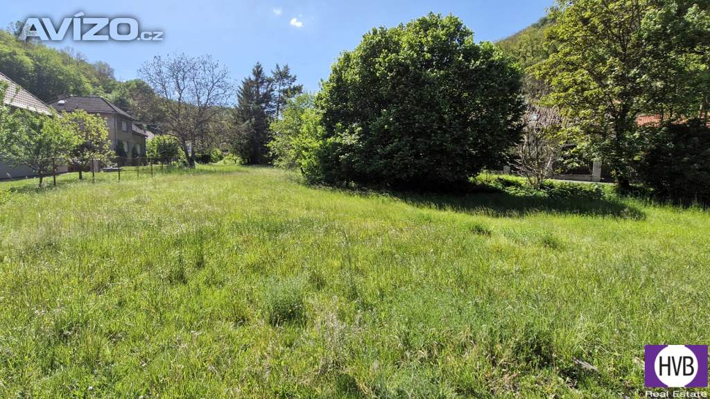 Prodej stavebního pozemku 1394 m² Srbsko u Karlštejna, okr. Beroun