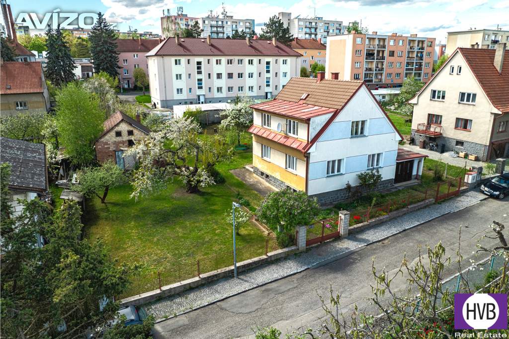 Prodej RD 2 x 2+1 se zahradou 960 m2 v Sedlčanech