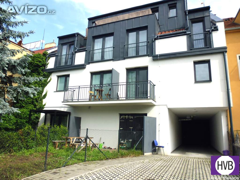 Prodej bytu 1+kk, 18 m2 + sklep 2 m2, 4. NP, po kompletní rekonstrukci, Praha - Hloubětín, Konzumní