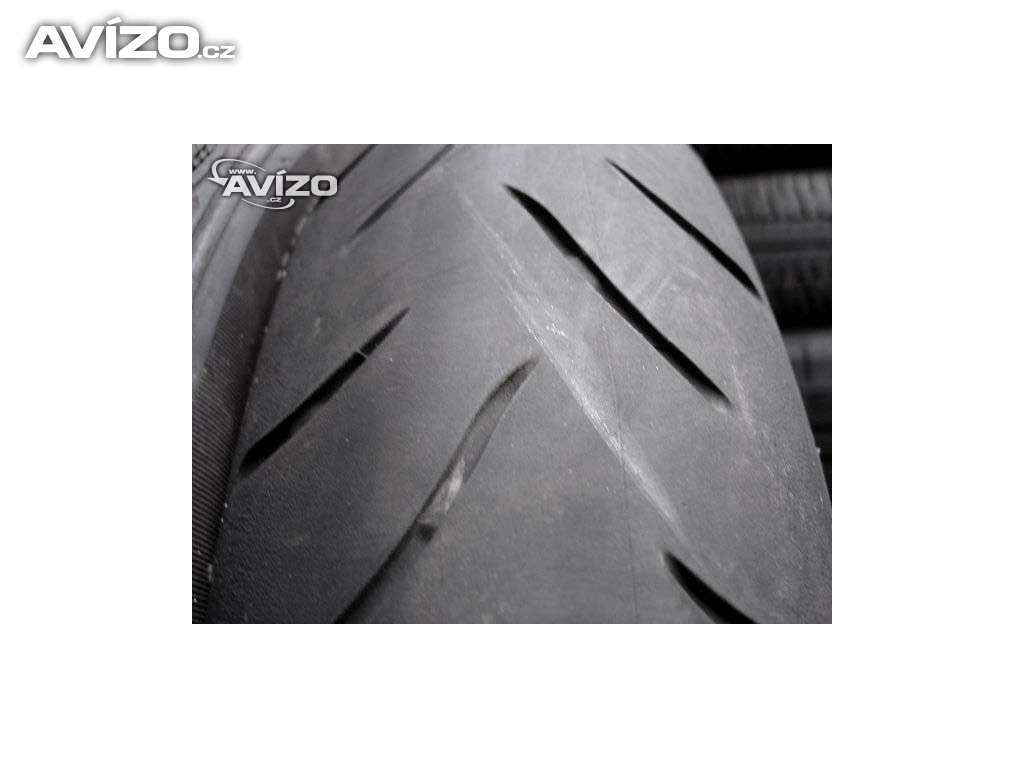 Letní motocyklové pneu