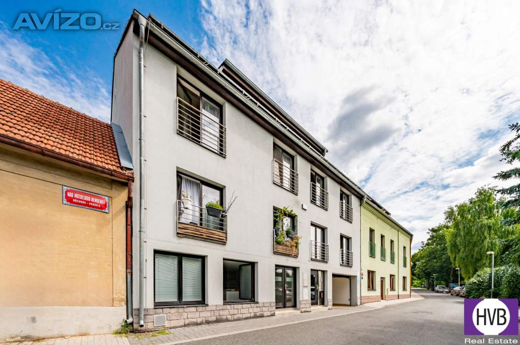 Prodej souboru 4 nemovitostí o celkové ploše 225 m2, OV,  Praha 6 - Břevnov