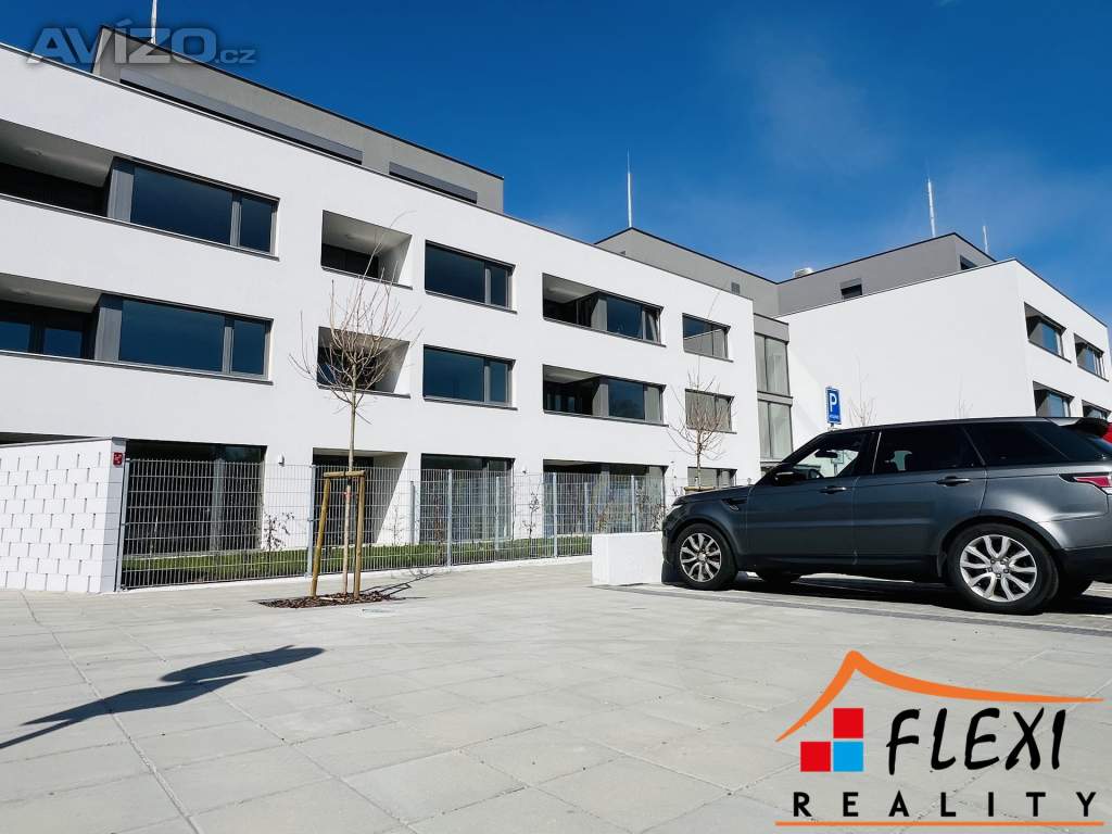 Pronájem bytu 1+kk, 32 m² vč. parkování - Ostrava - Slezská Ostrava