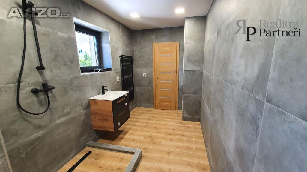 Foto inzerátu Prodej dvou rodinných domů, ul. Betonářská, Slezská Ostrava-Muglinov