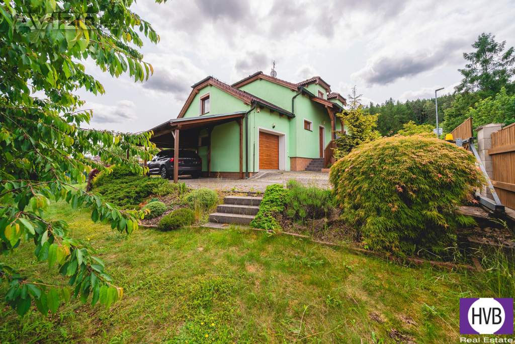 Prodej RD 6+KK/G na pozemku 933m2 v obci  Zbiroh okr. Rokycany