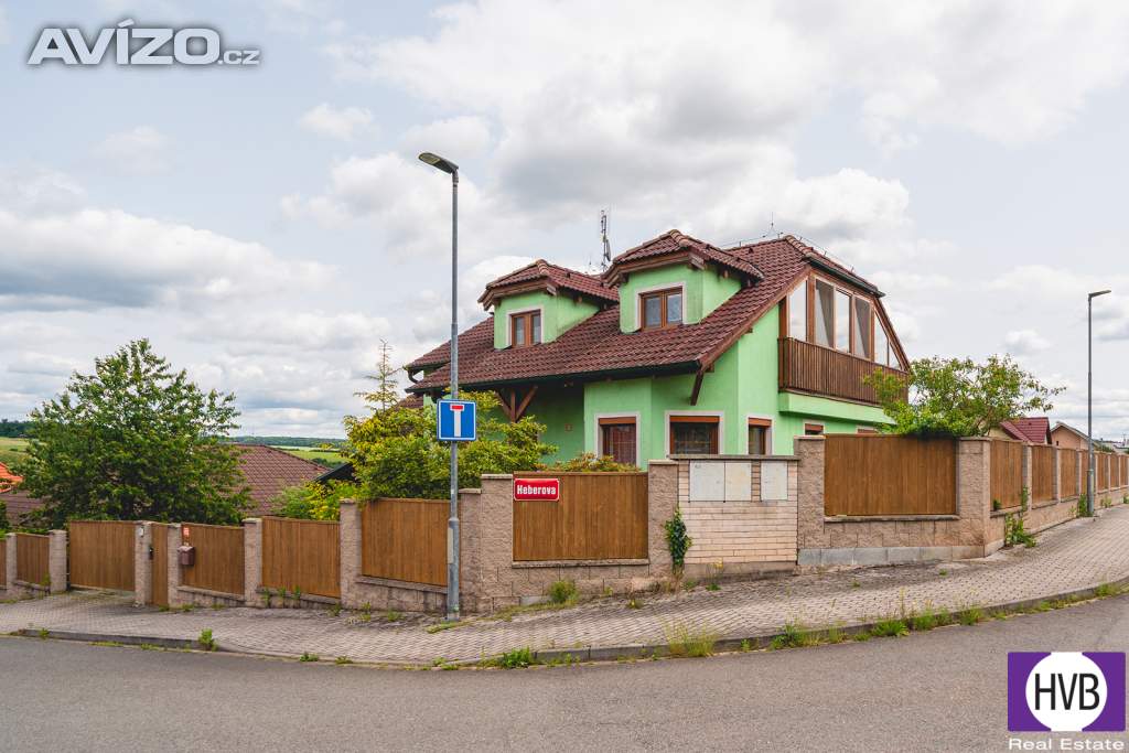 Foto inzerátu Prodej RD 6+KK/G na pozemku 933m2 v obci  Zbiroh okr. Rokycany