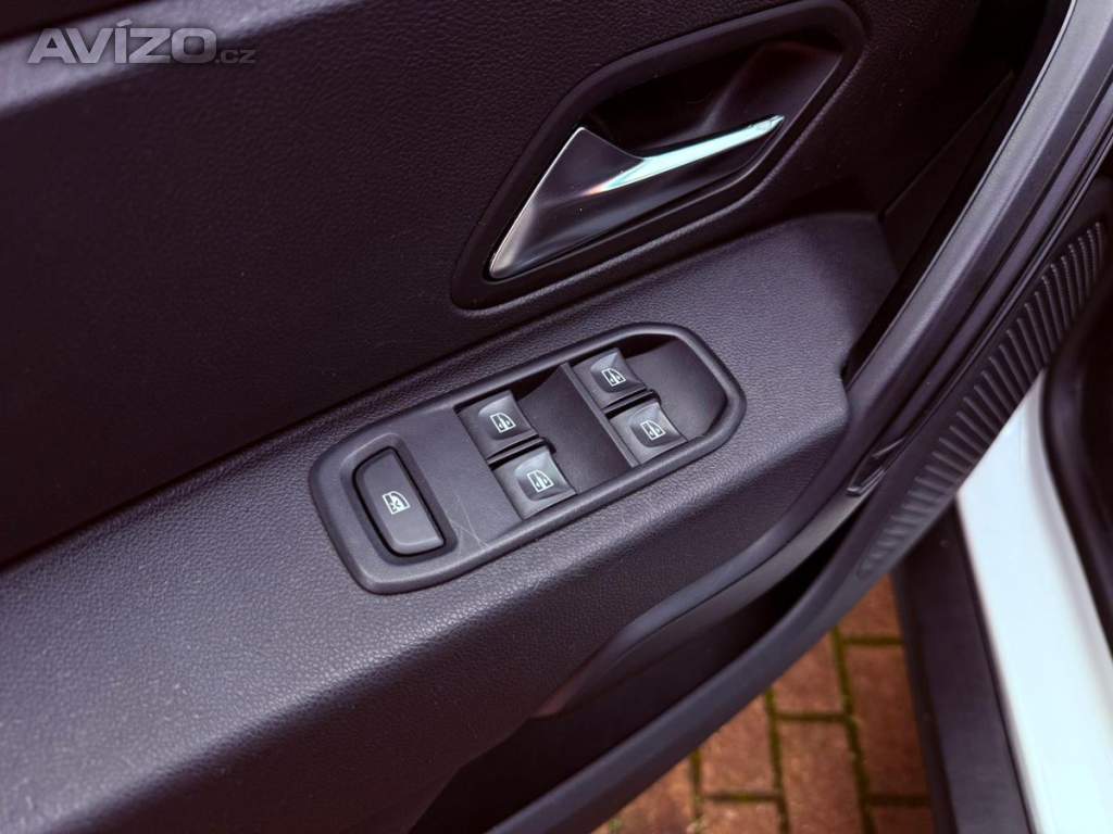 Foto inzerátu Dacia Duster 1.6 SCe Comfort, ČR, 1.Maj