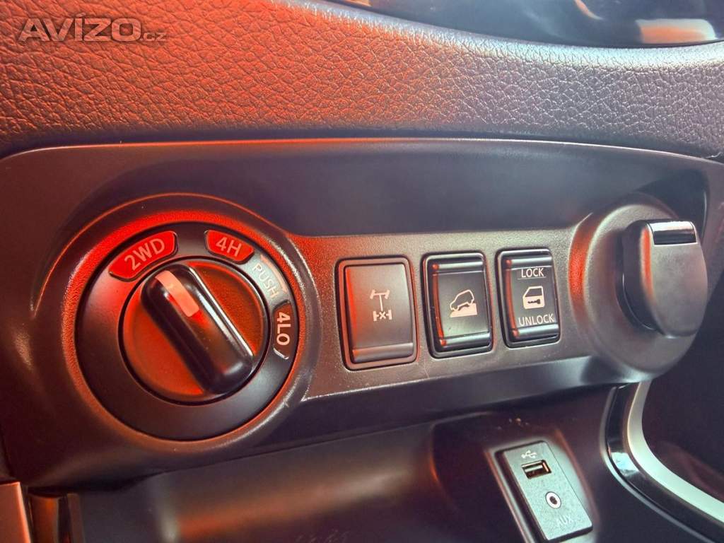 Foto inzerátu Nissan Navara 2.3 dCi Double Cab Tekna Aut.