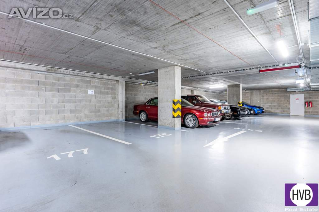 Pronájem garážového stání 14 m2, Praha 9 - Vysočany, ul. Čerpadlová