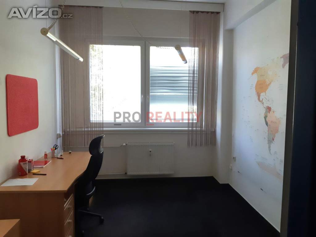 Foto inzerátu Nebytové prostory OV-Poruba, 4. obv. ul. Spartakovců, 12 m2