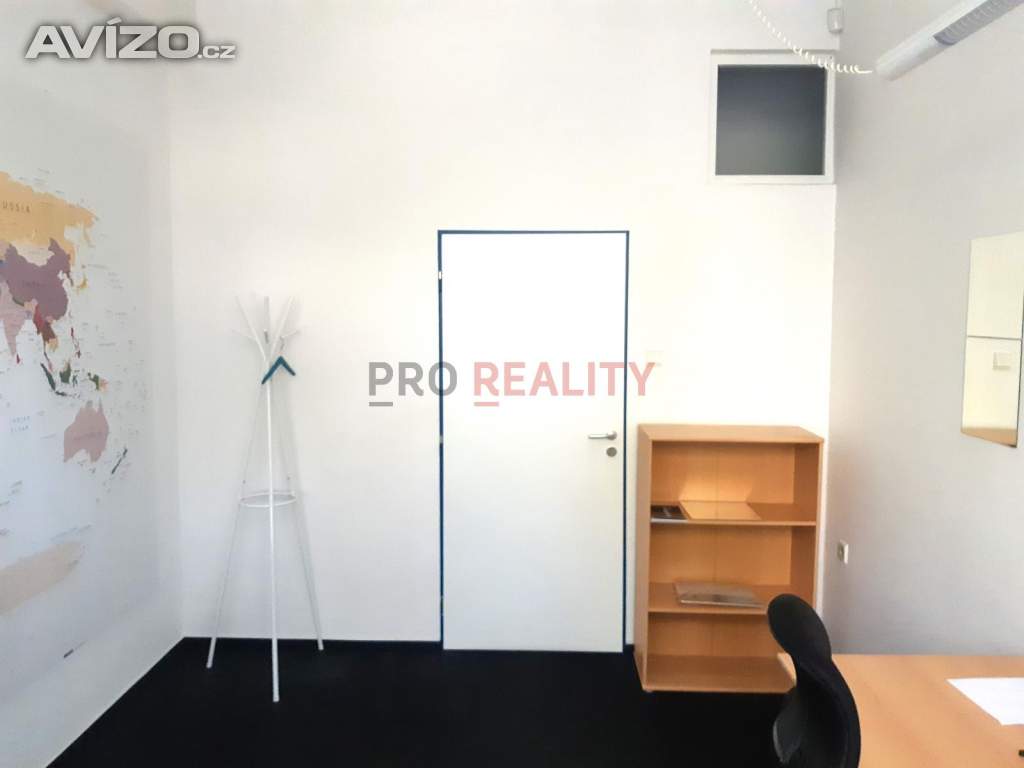 Foto inzerátu Nebytové prostory OV-Poruba, 4. obv. ul. Spartakovců, 12 m2