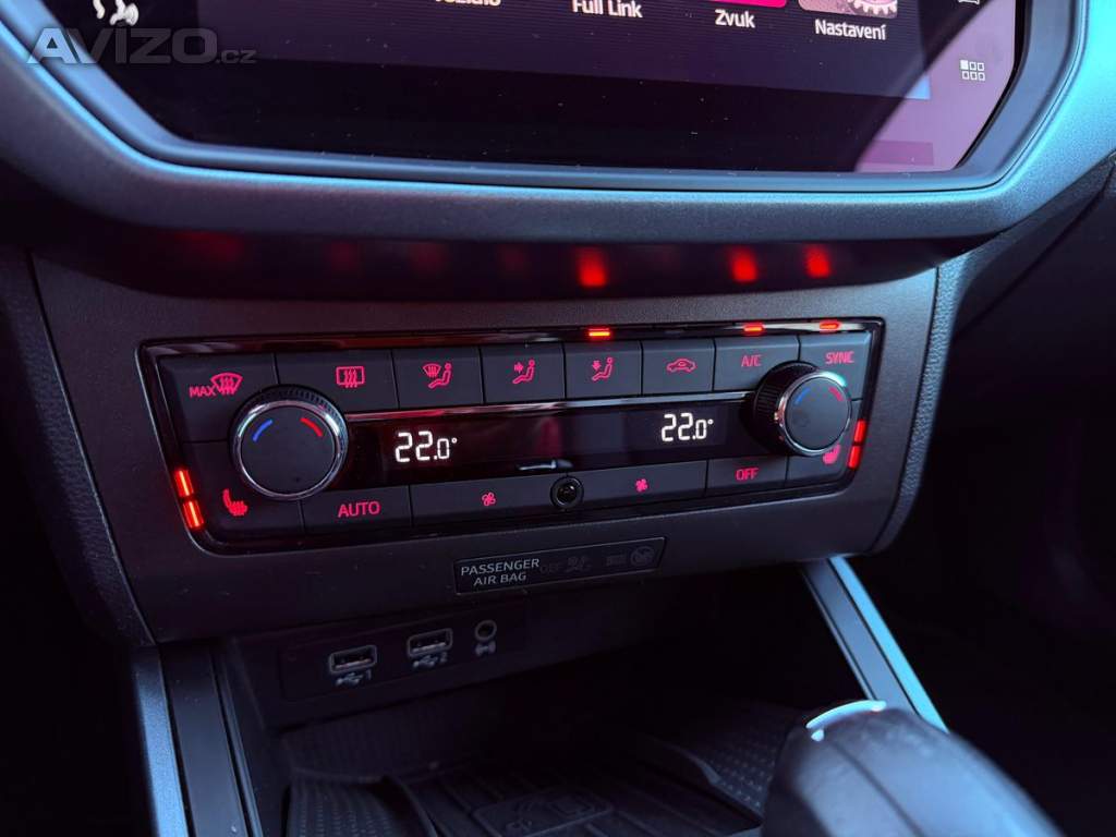 Foto inzerátu Seat Arona 1.0 TSi DSG Style, 67 tkm