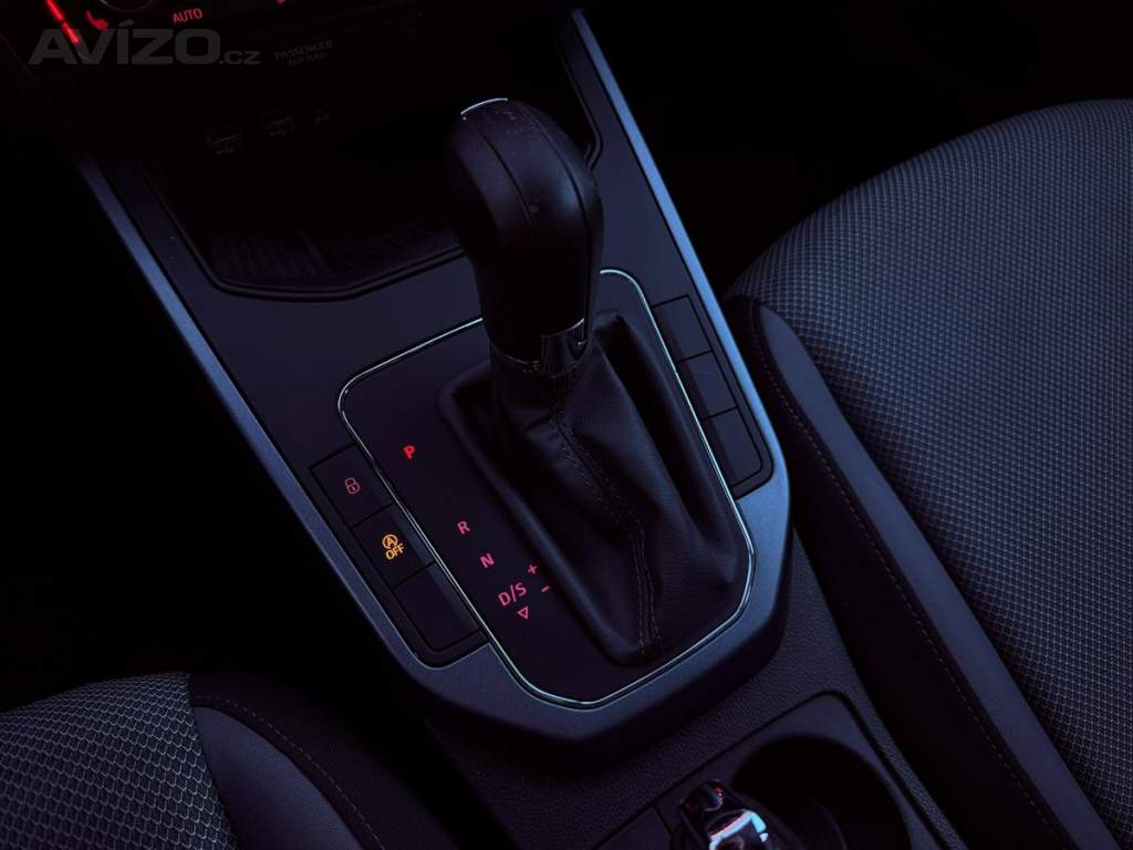 Foto inzerátu Seat Arona 1.0 TSi DSG Style, 67 tkm