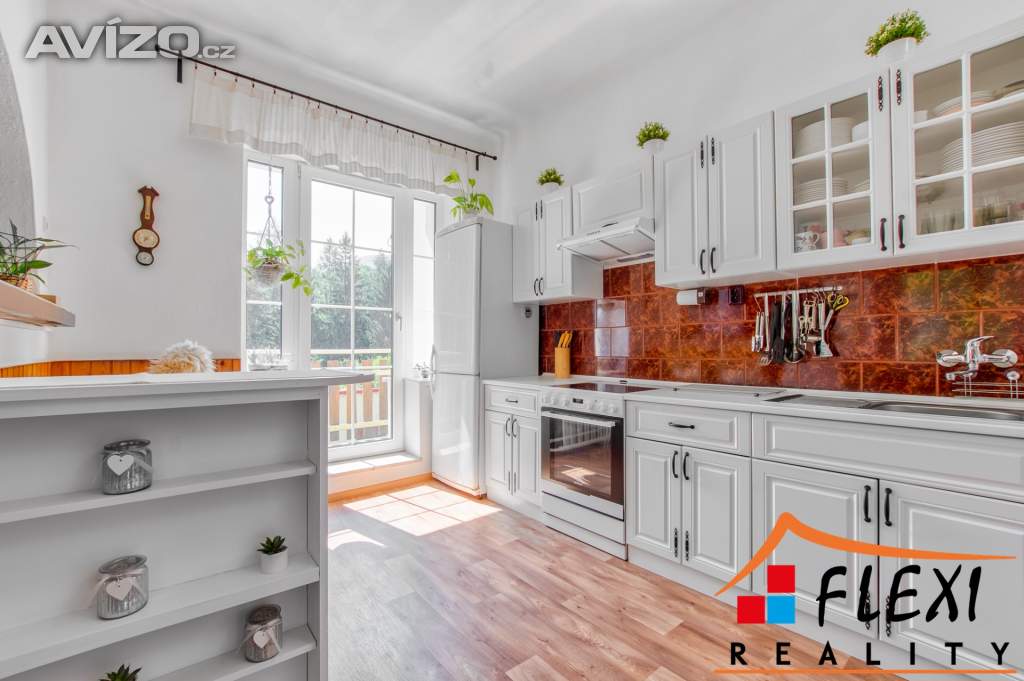 Foto inzerátu Prodej vily (241 m²) s výjimečným pozemkem (3528 m²),  Čeladná II