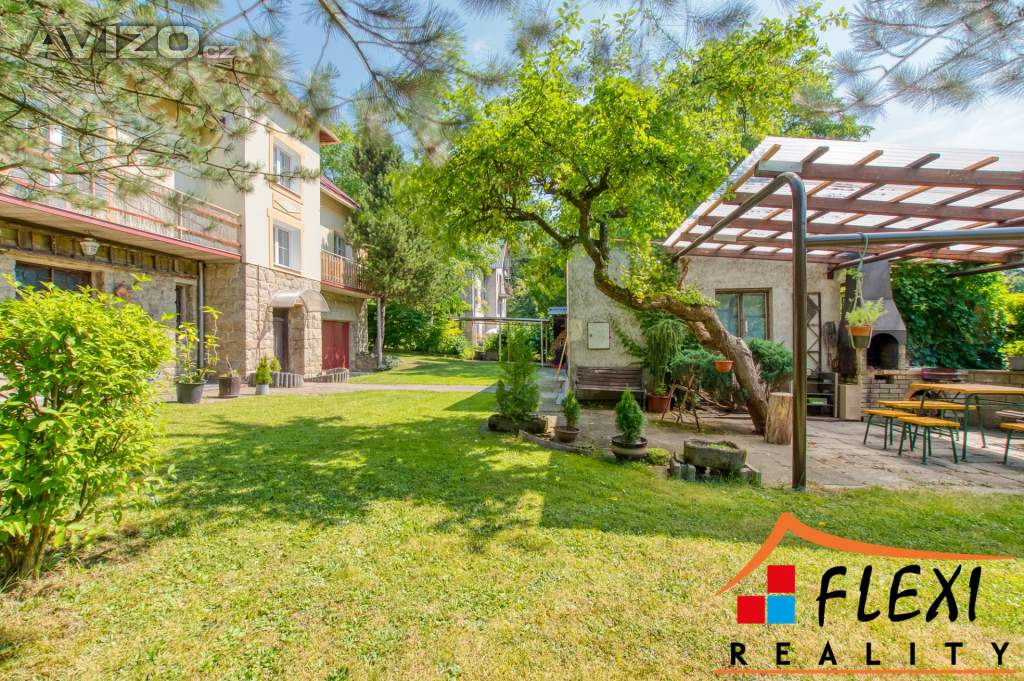 Foto inzerátu Prodej vily (241 m²) s výjimečným pozemkem (3528 m²),  Čeladná II