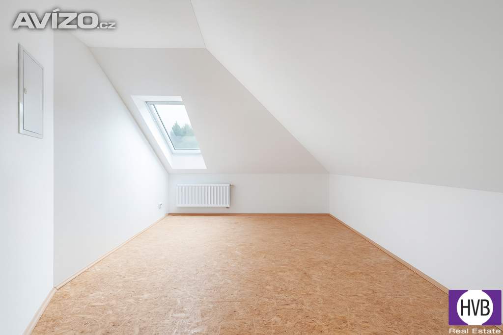 Foto inzerátu Prodej rodinného domu 6+kk 333 m2, pozemek 600 m2, Podolanka, Praha - východ