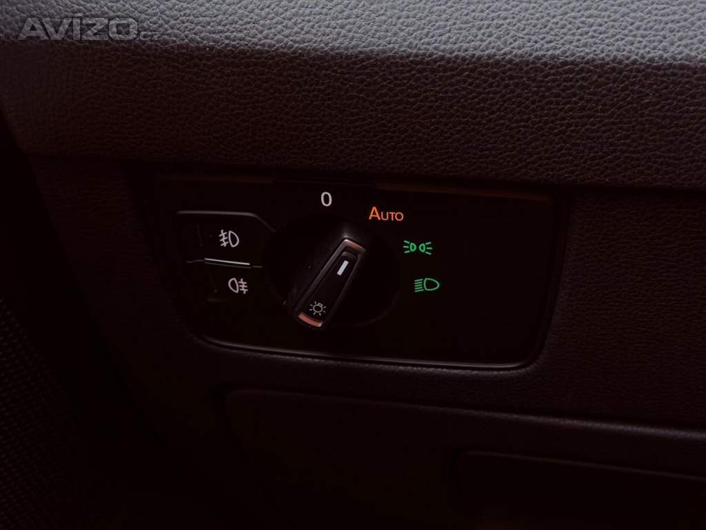 Foto inzerátu Volkswagen Passat 2.0 TDi DSG Highline, TOP