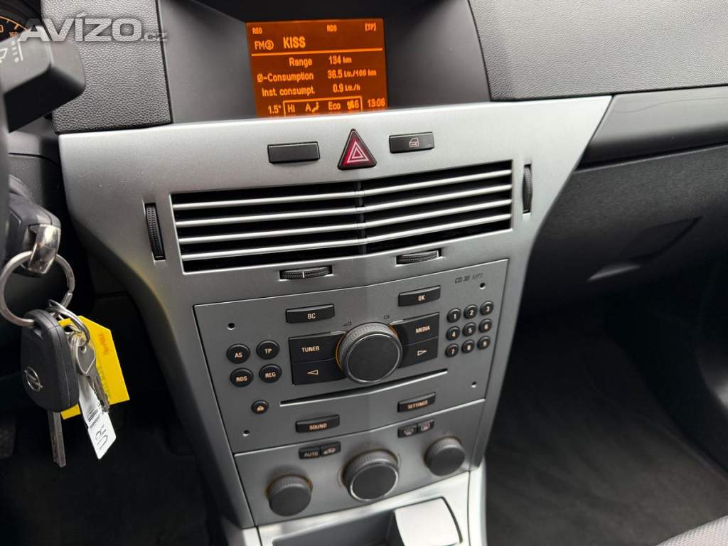 Foto inzerátu Opel Astra 1.6, ČR, Tažné