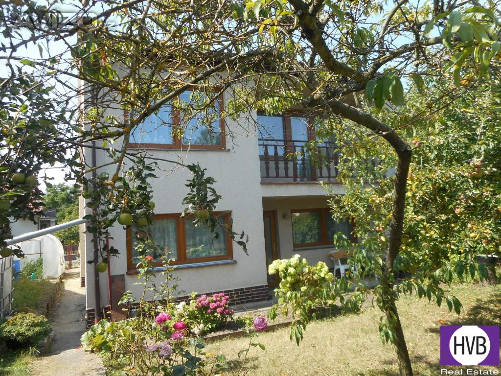 Foto inzerátu Prodej řadového RD 5+2, na pozemku 470m2 v Záhoří, okr. Písek