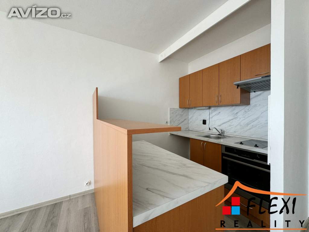 Foto inzerátu Prodej bytu 1+kk se zasklenou lodžií, dr.vl., 31 m², Orlová - Lutyně, ul. Osvobození