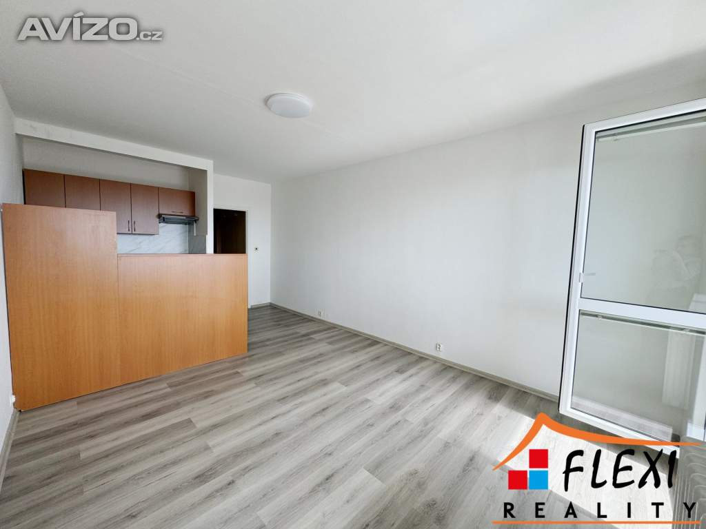 Foto inzerátu Prodej bytu 1+kk se zasklenou lodžií, dr.vl., 31 m², Orlová - Lutyně, ul. Osvobození