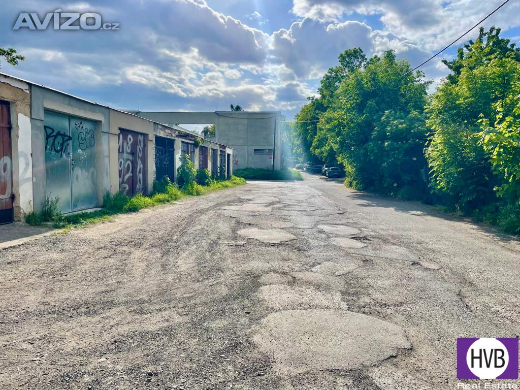 Foto inzerátu Prodej garáže, 18m2 OV, Praha 10 - Michle, ul. Pod Bohdalcem I