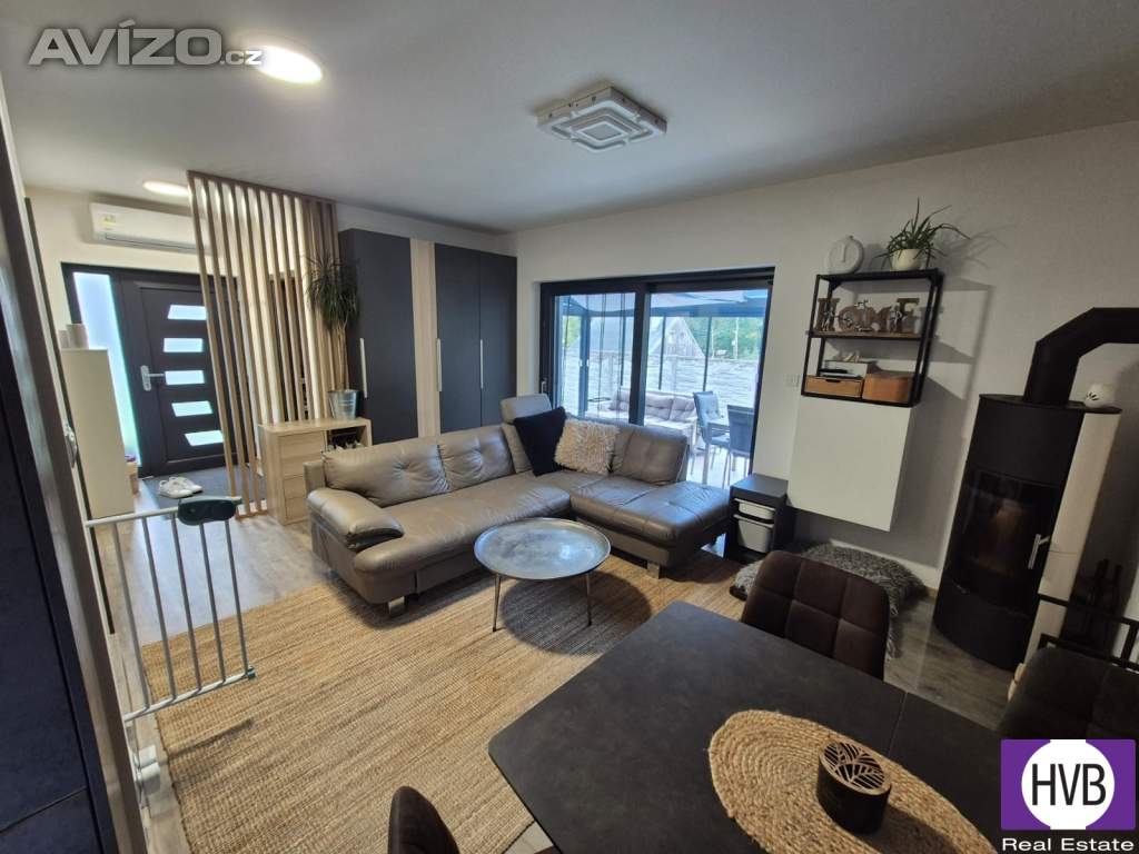 Foto inzerátu Pronájem rodinného domu 106 m2, 16 m2 zimní zahrada, pozemek 347 m2, Herink