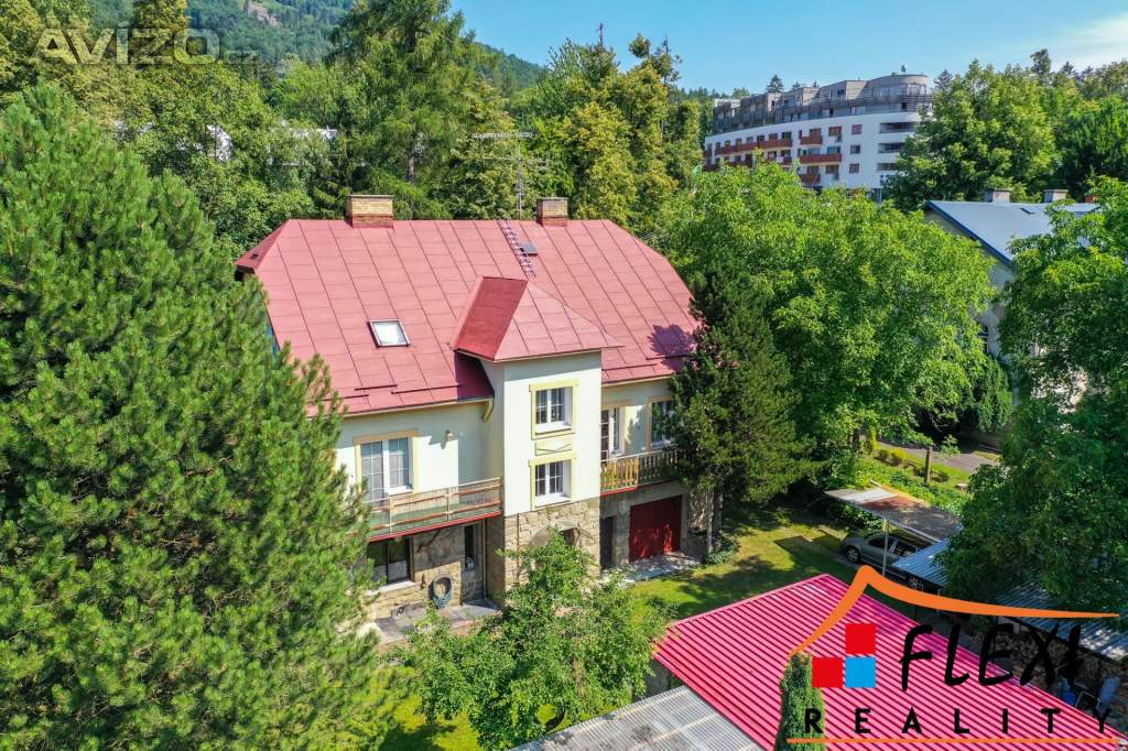 Foto inzerátu Prodej vily (241 m²) s výjimečným pozemkem (3528 m²),  Čeladná II