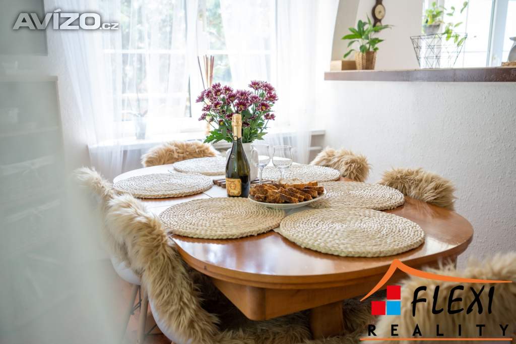 Foto inzerátu Prodej vily (241 m²) s výjimečným pozemkem (3528 m²),  Čeladná II
