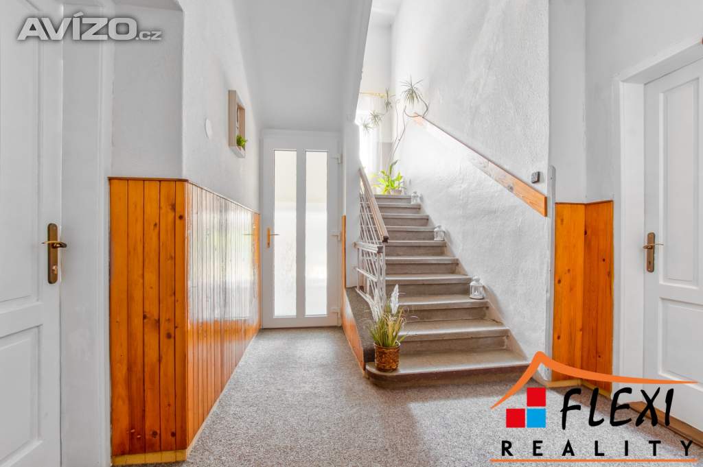 Foto inzerátu Prodej vily (241 m²) s výjimečným pozemkem (3528 m²),  Čeladná II