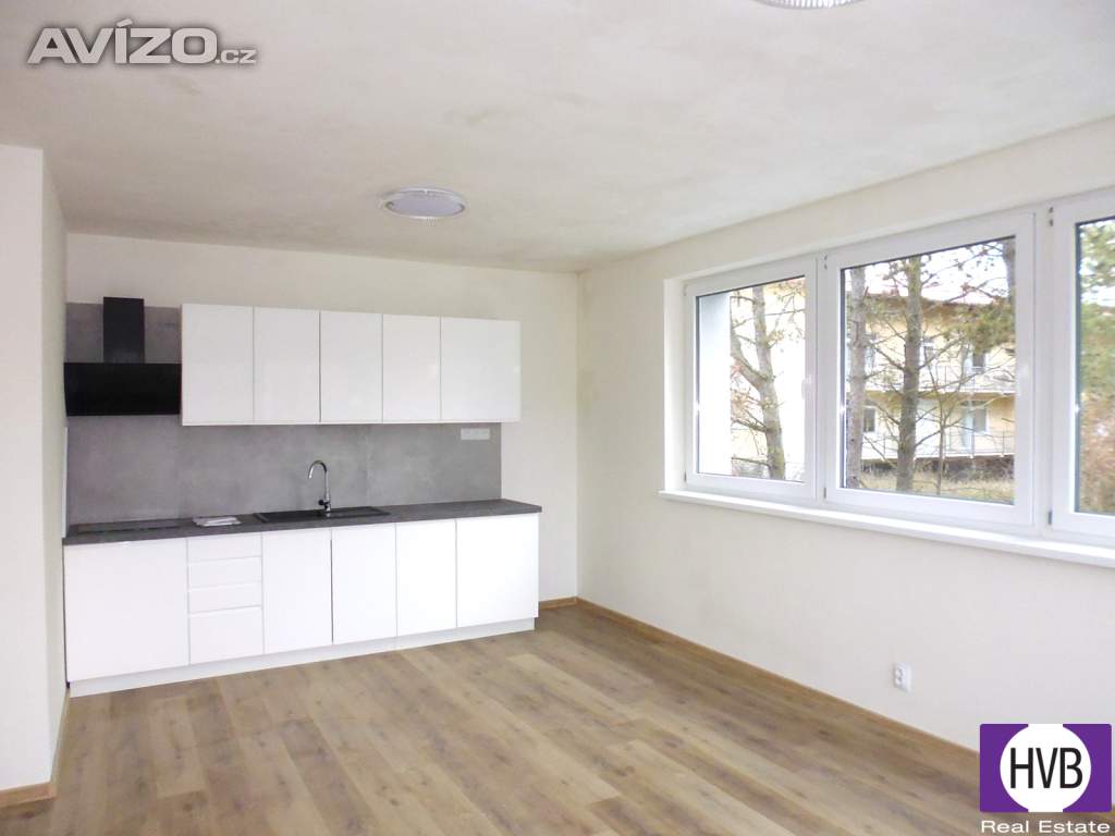 Prodej bytu 2+kk, 44,1 m2/B/P, 2. NP, v nově zrekonstruovaném bytovém domě, Slapy, Praha-západ