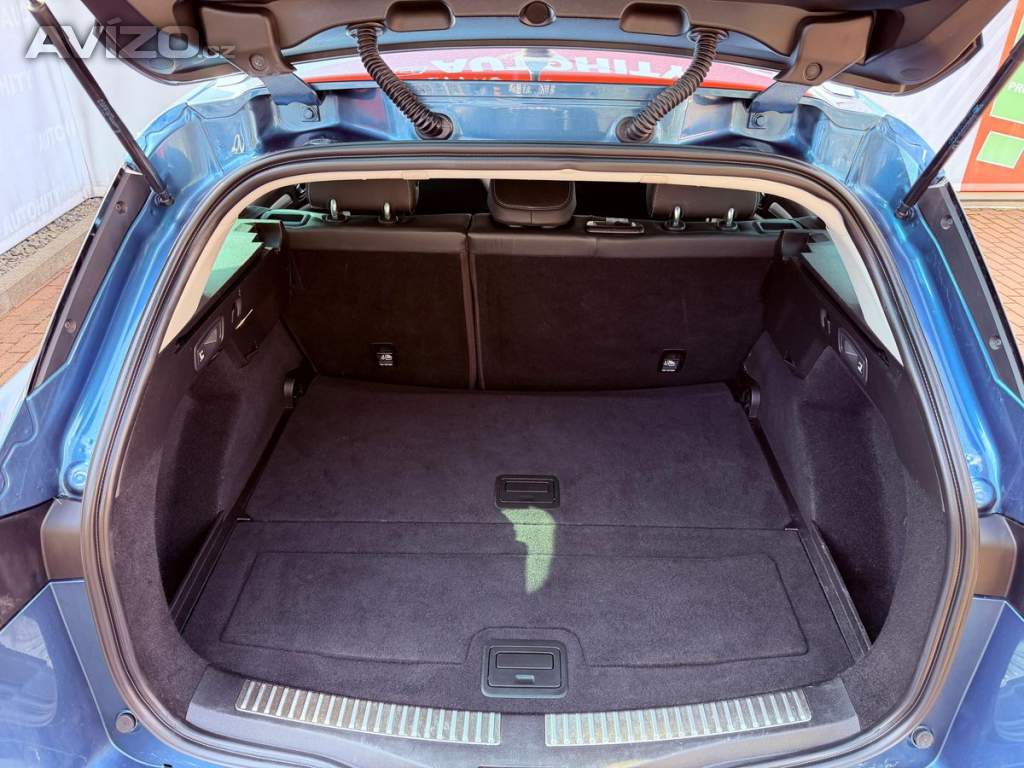 Foto inzerátu Renault Mégane 1.3 TCe EDC, Bose, Navi, TOP