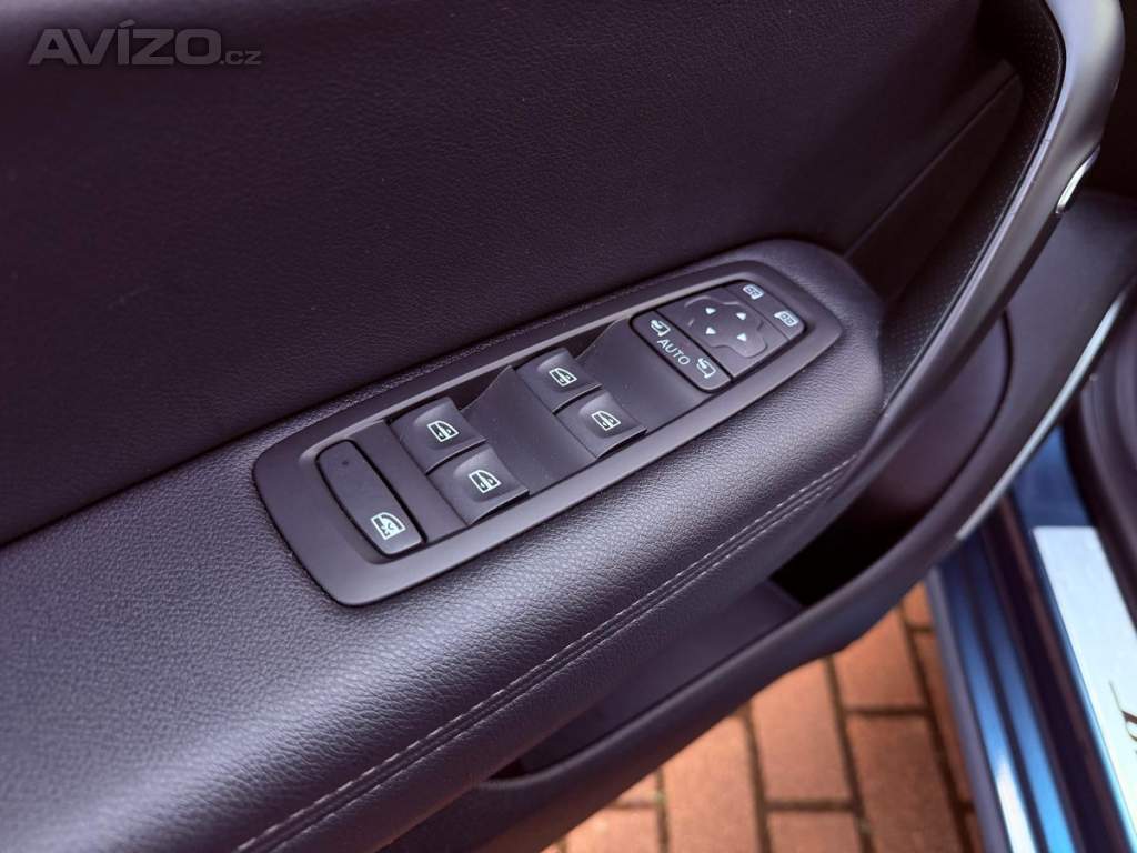 Foto inzerátu Renault Mégane 1.3 TCe EDC, Bose, Navi, TOP