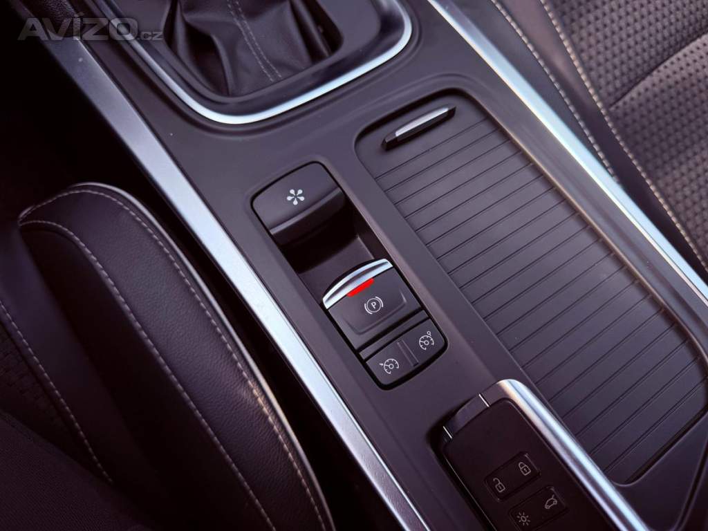 Foto inzerátu Renault Mégane 1.3 TCe EDC, Bose, Navi, TOP