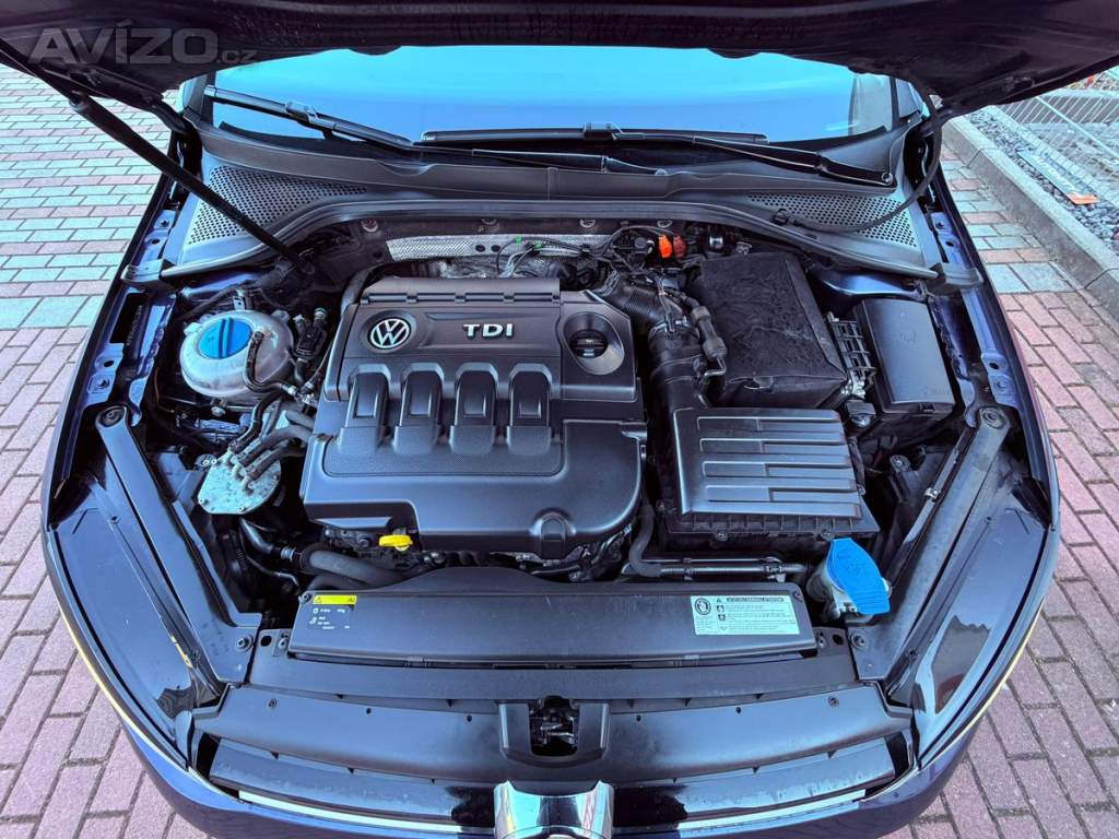 Foto inzerátu Volkswagen Golf 2.0 TDi Highline, ACC, Pano