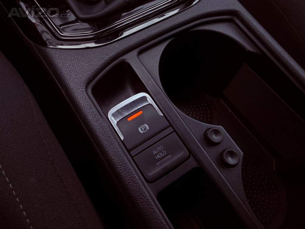Foto inzerátu Volkswagen Touran 2.0 TDi Highline, ČR, 7 míst