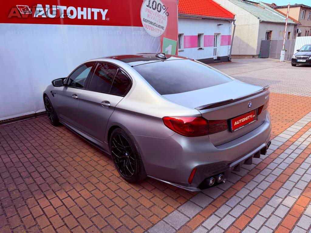 Foto inzerátu BMW M5 xDrive, H&K, ČR, Carbon