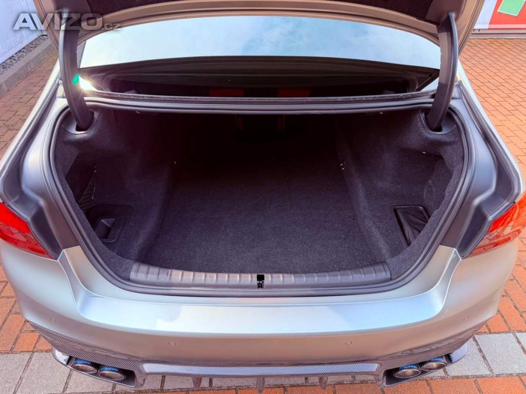 Foto inzerátu BMW M5 xDrive, H&K, ČR, Carbon