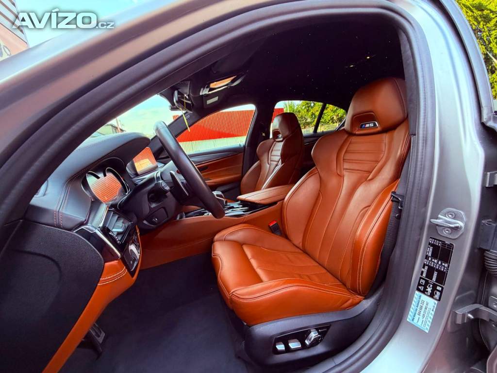Foto inzerátu BMW M5 xDrive, H&K, ČR, Carbon