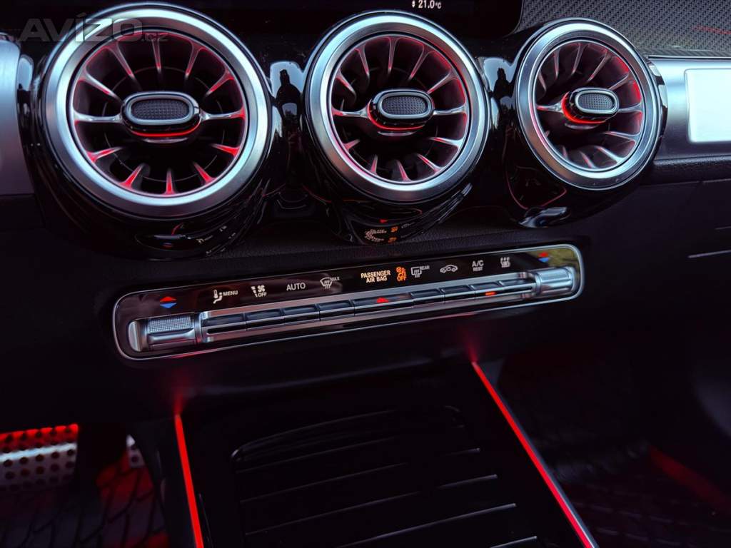 Foto inzerátu Mercedes-Benz GLB 35 AMG 4Matic 8G, ČR, 1.Maj, S