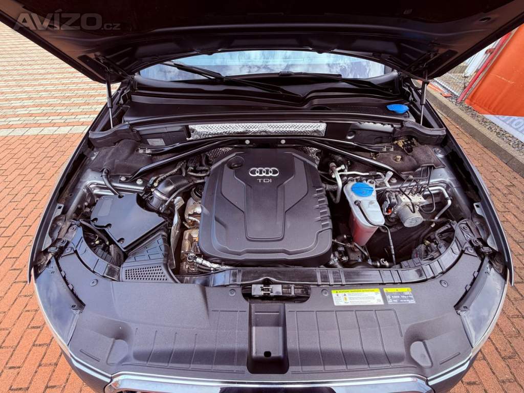 Foto inzerátu Audi Q5 2.0 TDi Quattro S-line Aut.