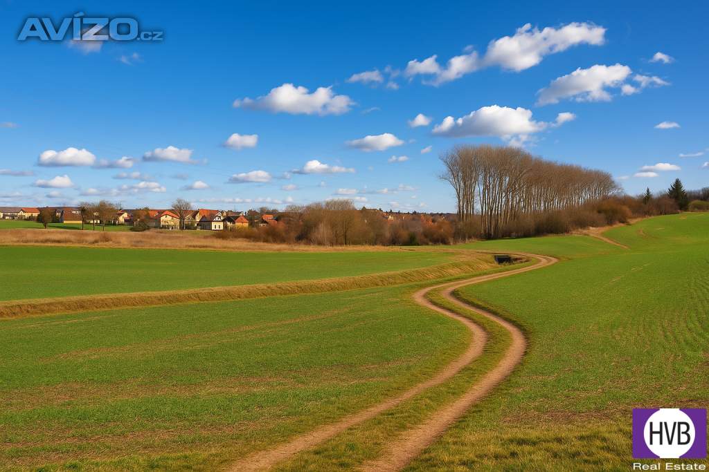 Prodej pozemku 7.272 m2, Vodochody - Hoštice, Praha - východ